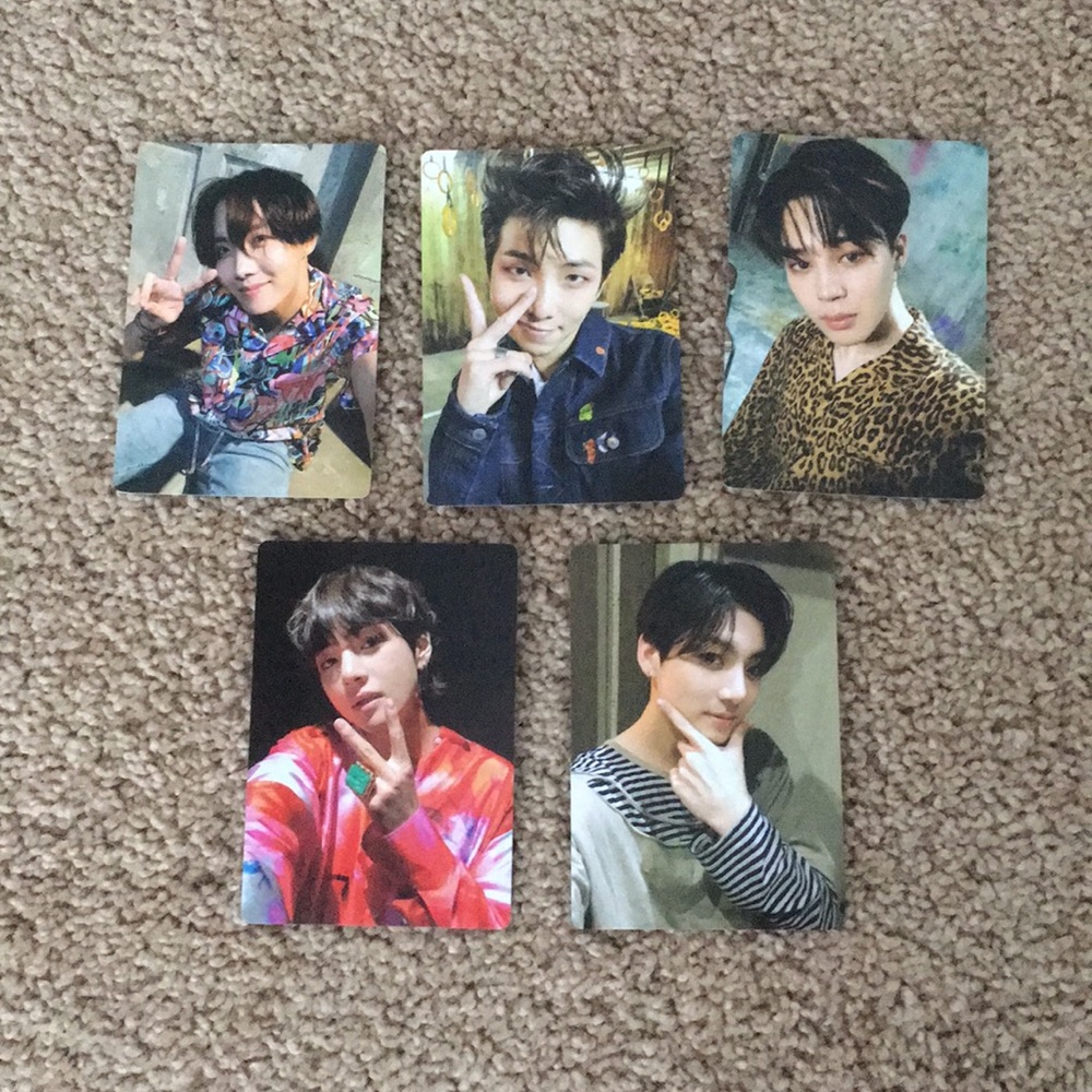 BTS Authentic Photocards